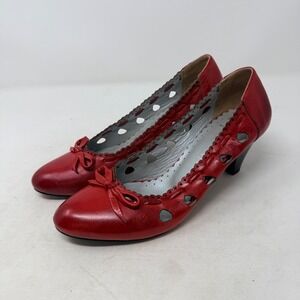 Downtown Red Leather Cutout Bow Kitten Heel Pumps Made in Turkey Size 37 Pinup